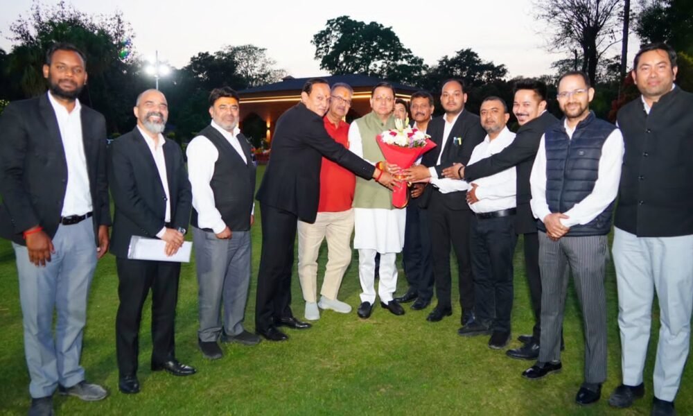 बार एसोसिएशन के प्रतिनिधिमंडल ने मुख्यमंत्री से की शिष्टाचार भेंट…