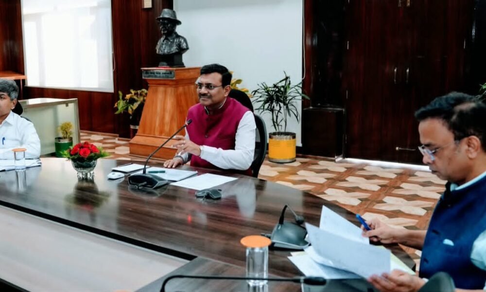 योजनाओं के आंकड़ों के साथ आमजन को मिल रहे लाभ का भी करें आकलन: मुख्य सचिव