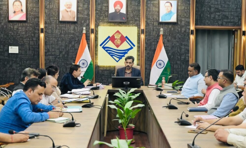 देहरादून में तय स्थानों पर ही होगी पटाखों की बिक्री…
